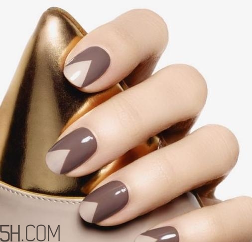 冬天涂什么指甲油好看？手黑涂什么指甲油好看？