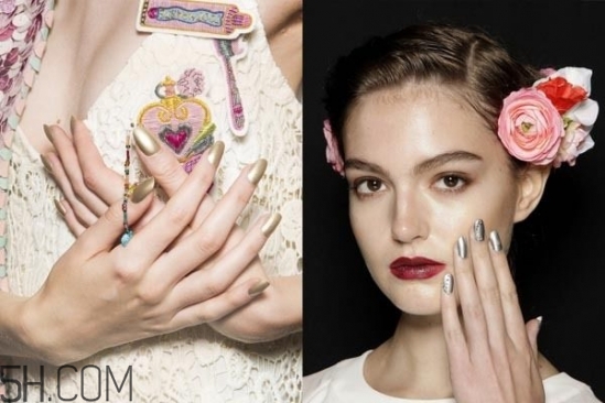 時(shí)尚美甲圖片最新款2018 美甲注意事項(xiàng) 時(shí)尚美甲圖片最新款2018 美甲注意事項(xiàng)