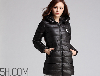 女裝羽絨服怎么挑選？羽絨服的清洗技巧