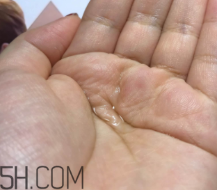 羽西蟲草新肌水有什么功效？適合什么膚質(zhì)？