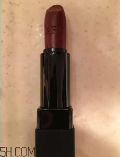 阿芙精油之吻唇膏什么香味？好聞嗎？