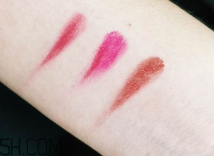 口紅盤和口紅哪個更好？口紅盤和口紅區(qū)別