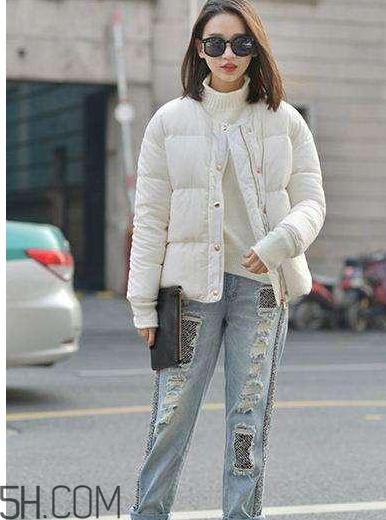 羽絨服搭配什么褲子好看？羽絨服搭配推薦