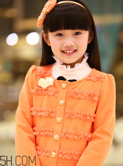 橘色衣服怎么搭配？橘色衣服搭配指南