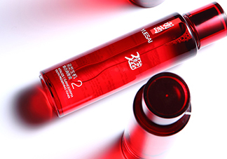 羽西靈芝水油不油？適合油皮嗎？