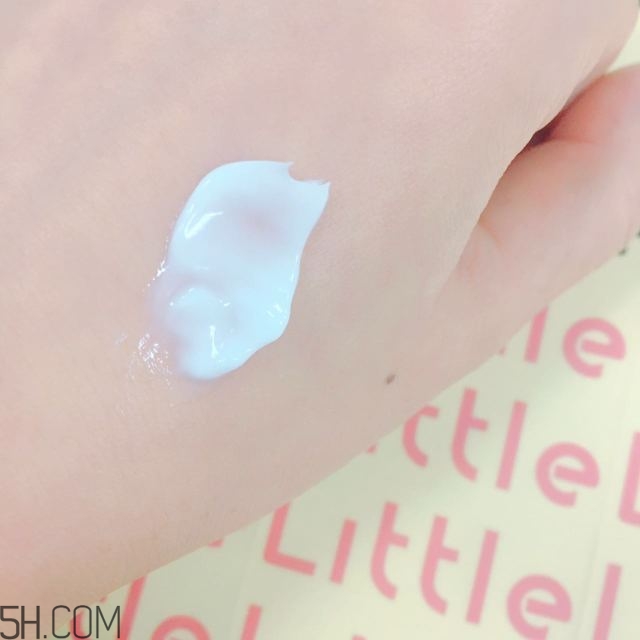 茱莉寇和歐舒丹護(hù)手霜使用對比 花王 歐舒丹 瑰珀翠護(hù)手霜測評