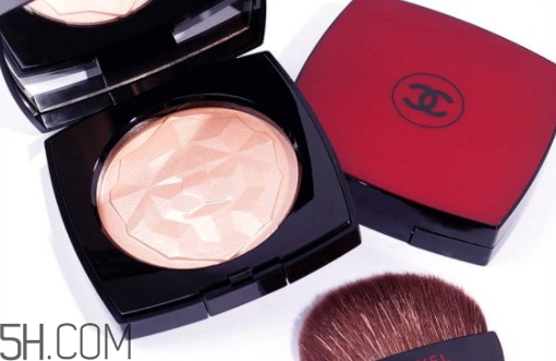 香奈兒獅子高光多少錢(qián)？香奈兒浮雕獅子高光色號(hào)試色