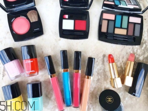 香奈兒獅子高光多少錢(qián)？香奈兒浮雕獅子高光色號(hào)試色