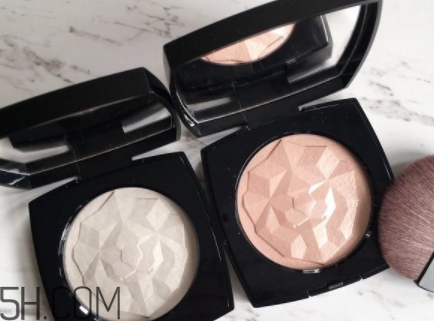 香奈兒獅子高光多少錢(qián)？香奈兒浮雕獅子高光色號(hào)試色