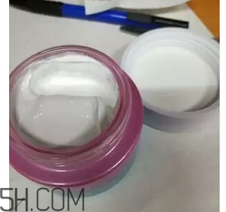 植美村素顏霜好用嗎？含有害成分嗎？