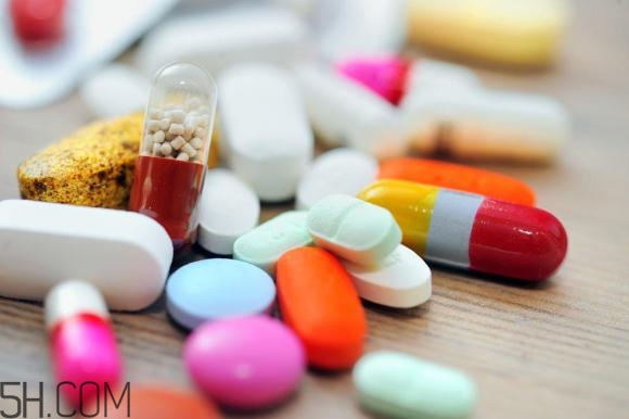 吃柚子可以吃藥嗎？柚子和藥一起吃會怎么樣？