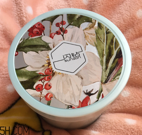 閃鉆植物燙染修復(fù)發(fā)膜好用嗎？閃鉆植物燙染修復(fù)發(fā)膜使用心得