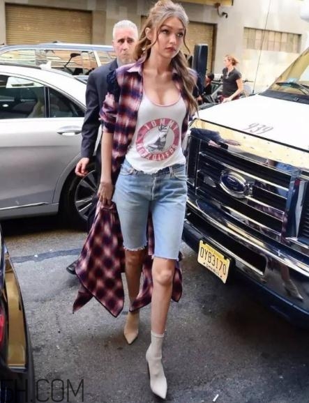 襪靴怎么搭配？襪子靴搭配圖片