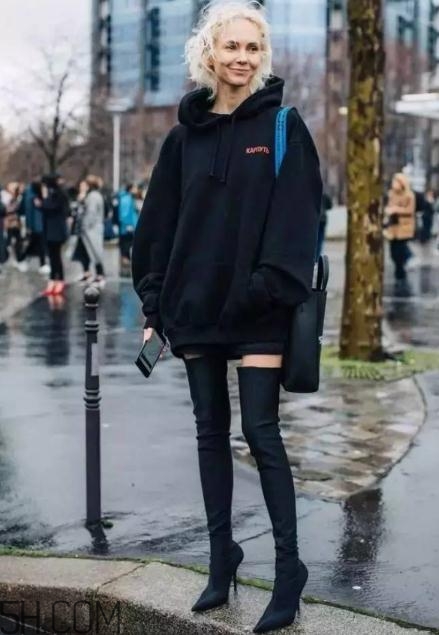 襪靴怎么搭配？襪子靴搭配圖片