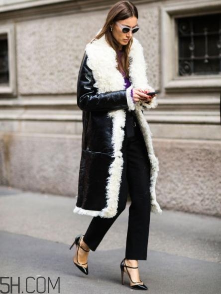 皮毛一體什么顏色好看？皮毛一體外套搭配圖