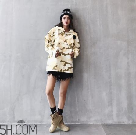 沖鋒衣搭配什么鞋子？沖鋒衣搭配鞋子圖片