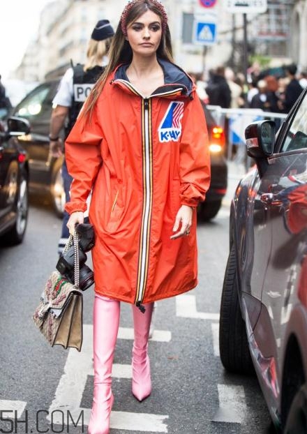 沖鋒衣搭配什么鞋子？沖鋒衣搭配鞋子圖片