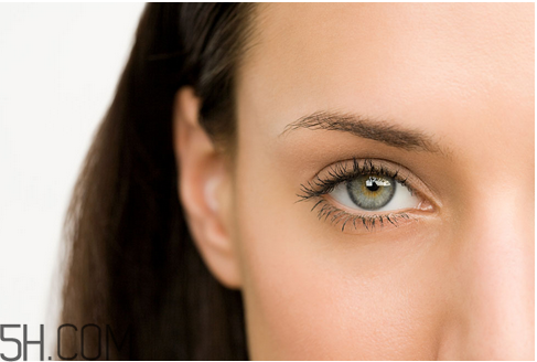 眼霜分幾種？眼霜和眼部精華一樣嗎？