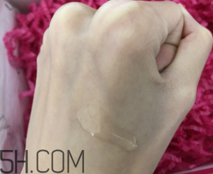 蘭蔻水光瓶適合什么年齡使用？蘭蔻水光瓶適合輕齡肌嗎？