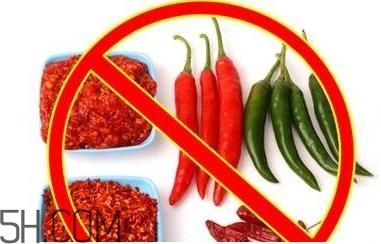 扁桃體發(fā)炎可以吃哪些水果？扁桃體發(fā)炎和咽喉炎有什么區(qū)別？