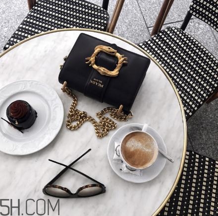 prada包包怎么樣？prada包包質(zhì)量好嗎？