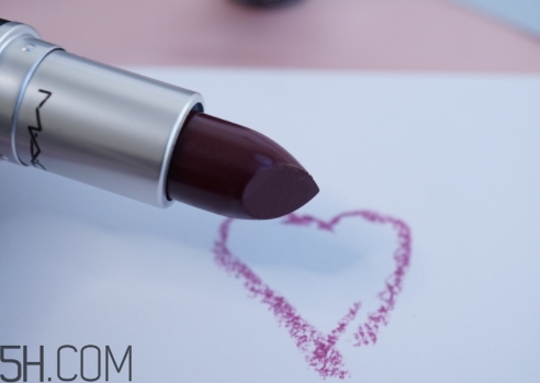 mac口紅和nars口紅哪個(gè)好？mac和nars哪個(gè)好？