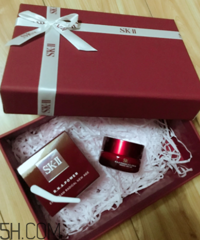 SK-II大眼眼霜油不油？秋冬用厚重嗎？