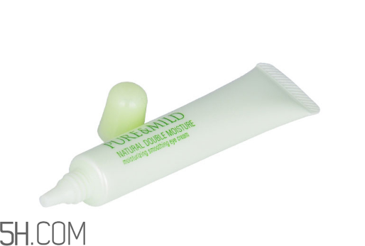 貼眼膜之后要涂眼霜嗎？20多歲用什么眼霜好？