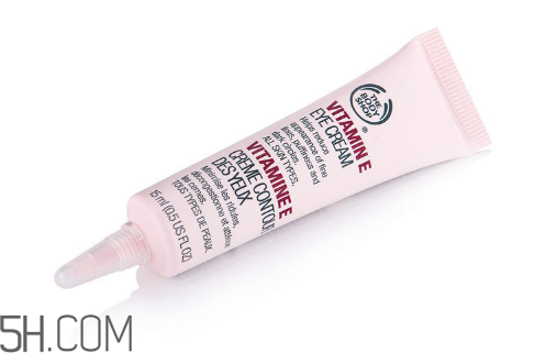 貼眼膜之后要涂眼霜嗎？20多歲用什么眼霜好？