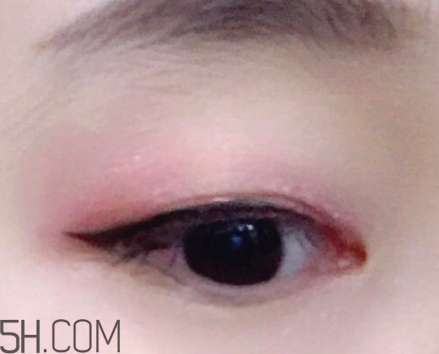 mac魅可人魚姬眼影日常嗎？mac魅可人魚姬眼影是什么顏色