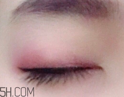 mac魅可人魚姬眼影日常嗎？mac魅可人魚姬眼影是什么顏色