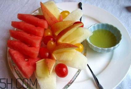 晚餐吃什么水果能減肥？晚餐的飲食禁忌有哪些？