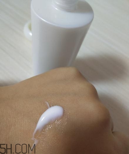 萱姿抗皺緊致滲透乳多少錢(qián)？萱姿抗皺緊致滲透乳價(jià)格