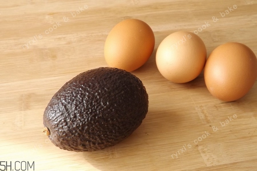 牛油果和雞蛋能一起吃嗎？牛油果和雞蛋的做法有哪些？