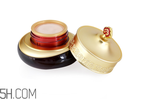 眼霜什么時候開始用最好？先用眼霜還是先用精華？