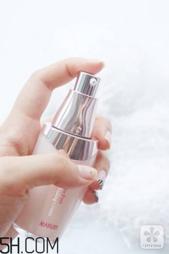 丸美不怕黑眼霜有用嗎？丸美不怕黑眼霜使用測評(píng)