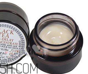 fresh黑茶眼霜什么時候用最好？馥蕾詩黑茶眼霜怎么樣？