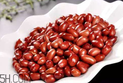 炸花生米熱油還是涼油 炸花生米為什么要冷油下鍋 炸花生米熱油還是涼油 炸花生米為什么要冷油下鍋