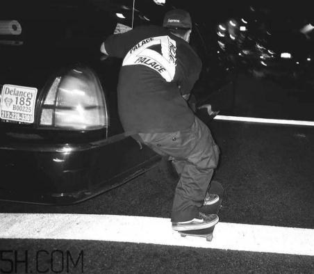 palace官網(wǎng)怎么付款？palace官網(wǎng)要用美國(guó)信用卡嗎？