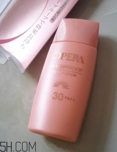 Opera防曬霜防水嗎？Opera防曬霜防汗嗎？