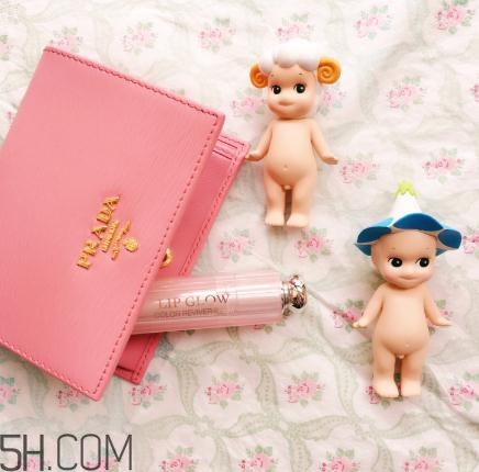 prada錢(qián)包怎么樣？prada錢(qián)包好嗎？