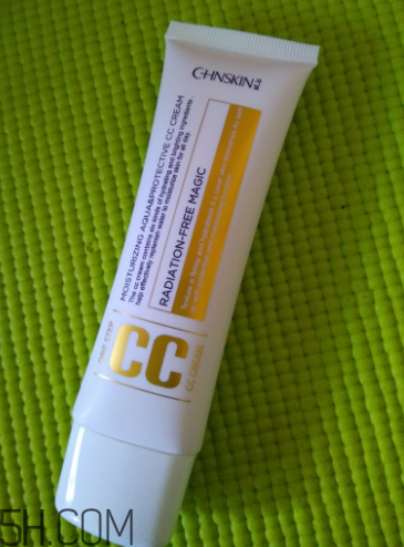 瓷肌CC霜使用心得 瓷肌CC霜適合膚質(zhì) 瓷肌CC霜使用心得 瓷肌CC霜適合膚質(zhì)