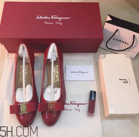 菲拉格慕鞋子多少錢？菲拉格慕鞋子價(jià)格