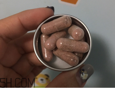 玫瑰果膠囊的服用方法 玫瑰果精華膠囊使用感受 玫瑰果膠囊的服用方法 玫瑰果精華膠囊使用感受