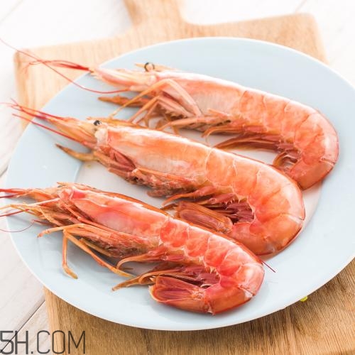 橙子和蝦可以一起吃嗎？橙子和蝦吃了怎么辦？