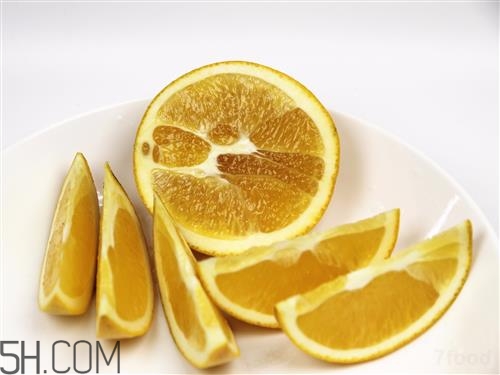 柿子和橙子能一起吃嗎？吃完橙子可以吃柿子嗎？