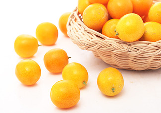 吃了金桔能喝牛奶嗎？金桔和牛奶能一起吃嗎？