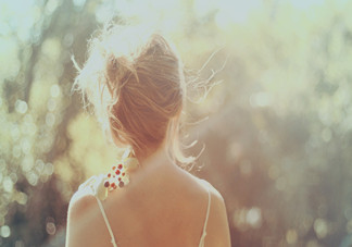 甲狀腺腫大和甲亢的區(qū)別有哪些？甲狀腺腫大適合吃什么食物？