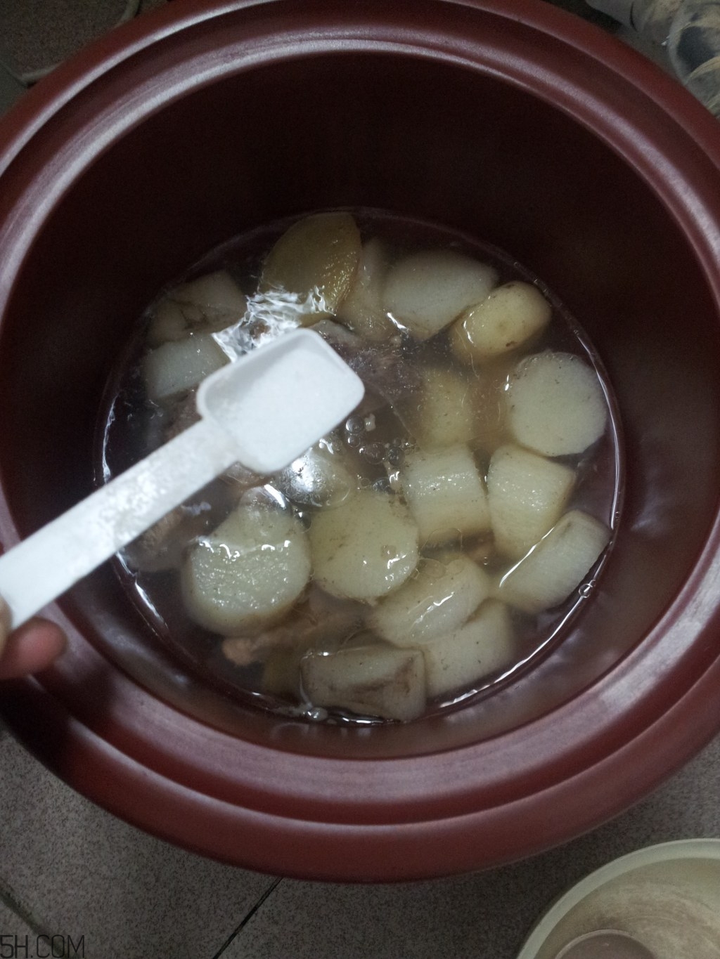 馬蹄和山藥能一起煲湯嗎？山藥和馬蹄能一起吃嗎？