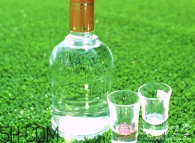 柿子和橙子能一起吃嗎？吃完橙子可以吃柿子嗎？